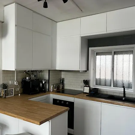Haven Apartment *
